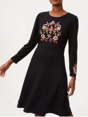 LOFT Petites Women's Floral Embroidered Flared Dress Size 00P Black Boho Preppy